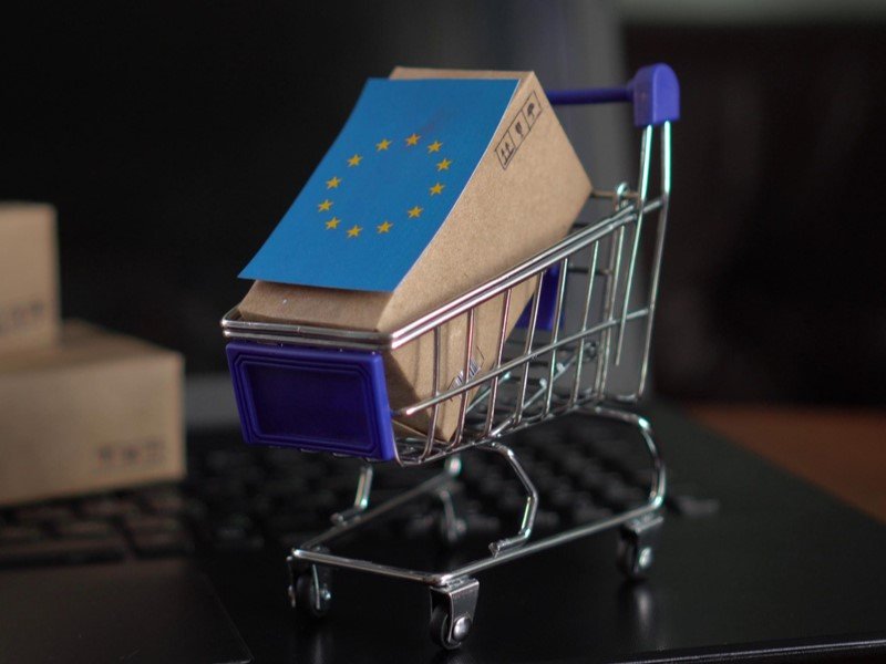 Ecomerce in Europe is growing 7 pierce